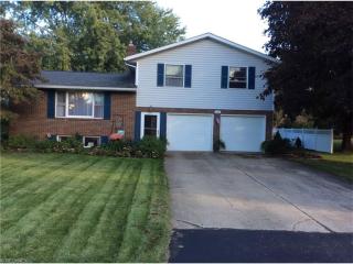 1660 Clearbrook Rd, Massillon OH  44646-2873 exterior