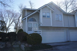 605 Allanson Ct, Long Grove, IL 60060