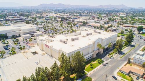 3672 Artesian St, Riverside CA  92503-4125 exterior