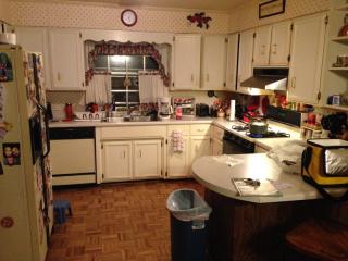 1107 Shady Ln, Manchester, TN 37355-2643
