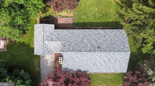 305 Richardson Rd, York, PA 17408-5032