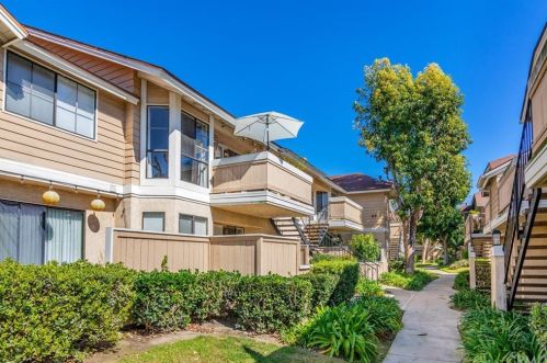 12620 Briarglen Loop, Stanton, CA 90680-4127