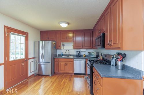 148 Eagles Nest Cir, Carrollton, GA 30116-5402