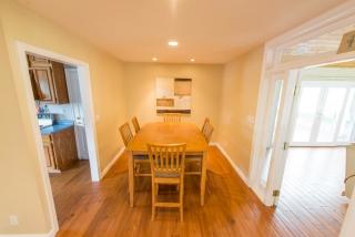 1341 Calle Pimiento, Thousand Oaks CA  91360-6523 exterior