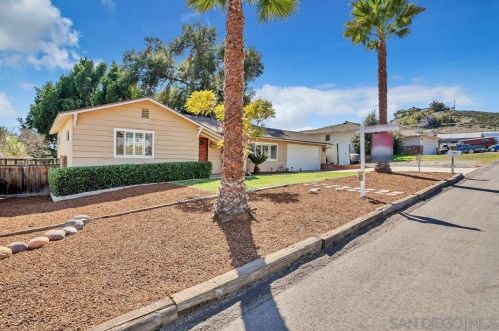 1225 Cresthill Rd, El Cajon, CA 92021-3305