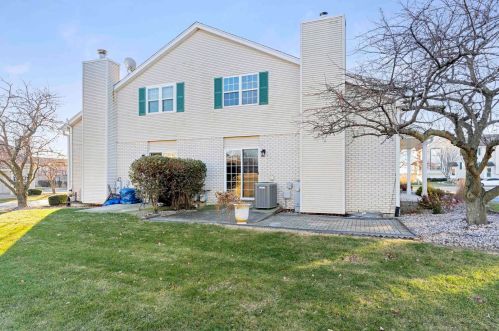 1452 Berta Dr, Joliet, IL 60403-0911