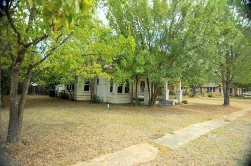 255 Moeller St, Joppa, TX 78605-4363