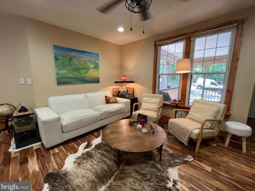 109 Mountain Quail Run, Harpers Ferry WV  25425-7060 exterior