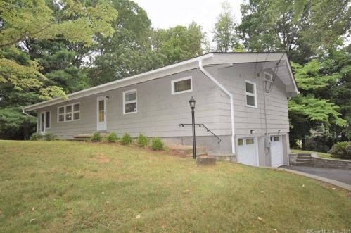 130 Ellsworth Blvd, Kensington, CT 06037-2750