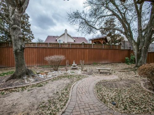 106 Lk Frst Ct, Garland TX  exterior