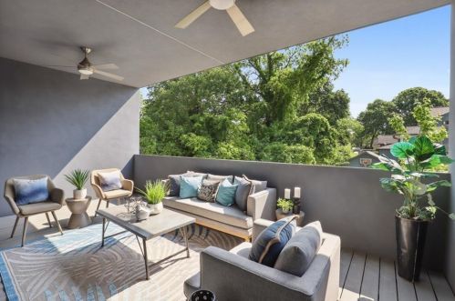 295 Glen Iris Dr, Atlanta GA  30312-1421 exterior
