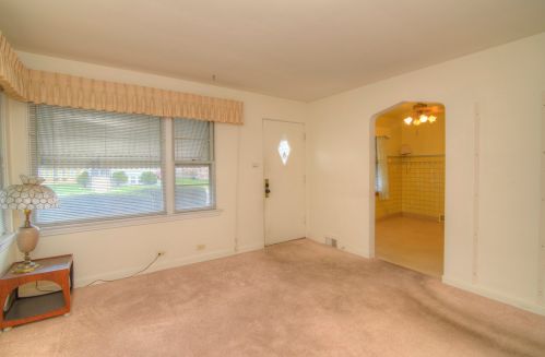 3916 Gunderson Ave, Forest View, IL 60402-4147