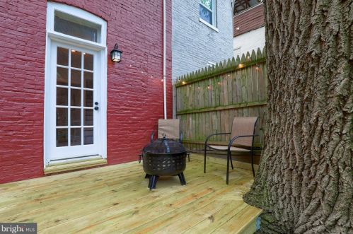 513 Laurel St, Lancaster PA  17603-5638 exterior