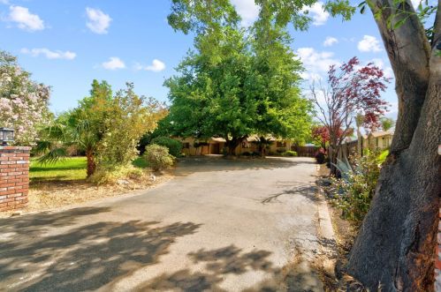 550 Corral Hollow Rd, Tracy, CA 95376-9677