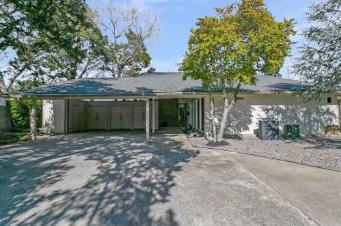 1603 Hanging Cliff Dr, Dallas, TX 75224-4121