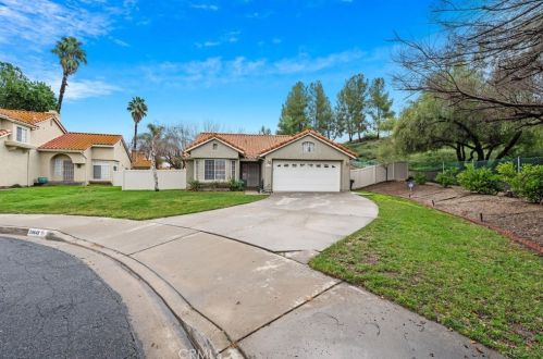 39648 June Ct, Temecula, CA 92591-6128