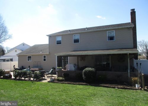 19 Roberts Pl, Somerdale, NJ 08083-2430