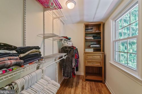 9914 Capitol View Ave, Silver Spring MD 20910-1033 exterior