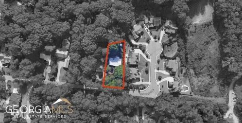 6355 Long Island Dr, Atlanta GA  30328-3040 exterior