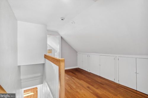 13 Dorann Ave, Princeton NJ  08540-3906 exterior