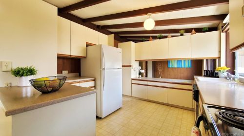 1376 Uila St, Honolulu HI  96818-1940 exterior