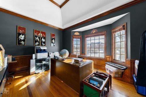 6972 Fieldstone Dr, Willowbrook IL  60527-6969 exterior