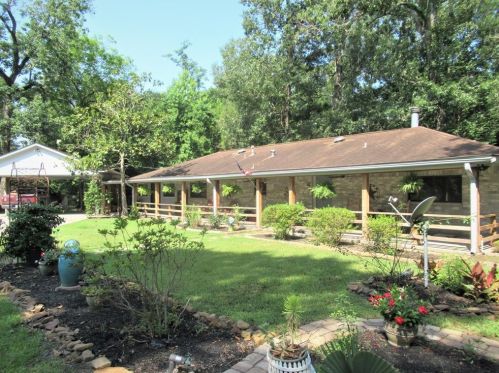 504 County Road 443, Mont Belvieu, TX 77535