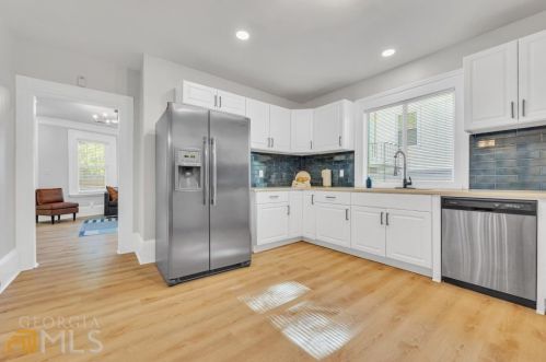 1392 Bryan Ave, Atlanta GA  30344-2665 exterior