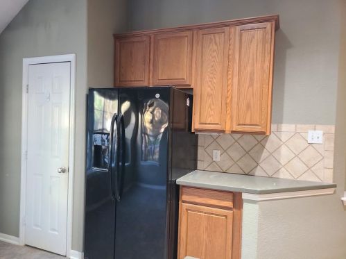 2724 Pedernales Falls Dr, Pearland, TX 77584-1293