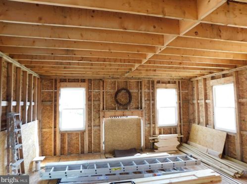 516 Beech Ln, Baker, WV 26801