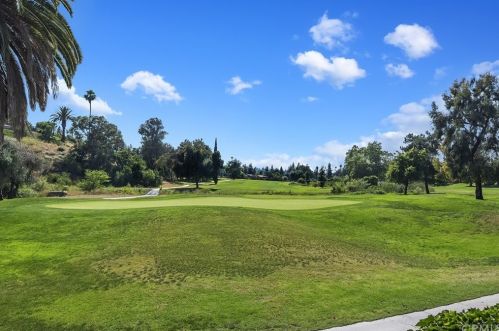 602 Via Zapata, Riverside CA  92507-6424 exterior