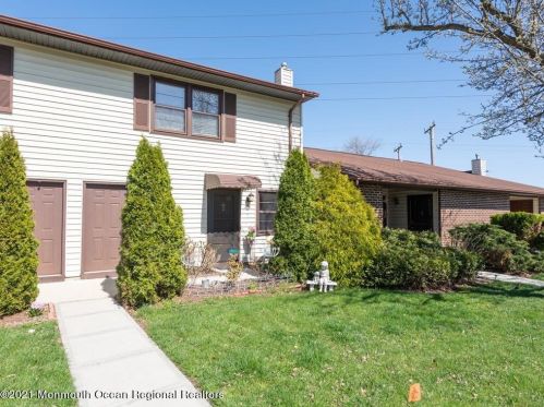 276 Crawford St, Tinton Falls, NJ 07724-2952