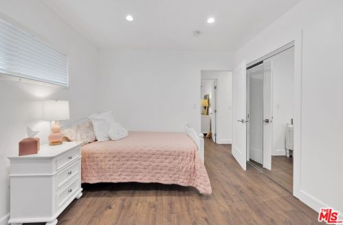 6222 Altura Ave, Glendale CA  91214-2325 exterior