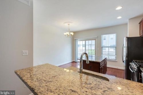 4512 Potomac Highlands Cir, Triangle VA  22172-1791 exterior