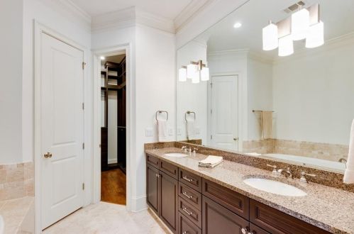 206 Montag Cir, Atlanta GA  30307-5504 exterior