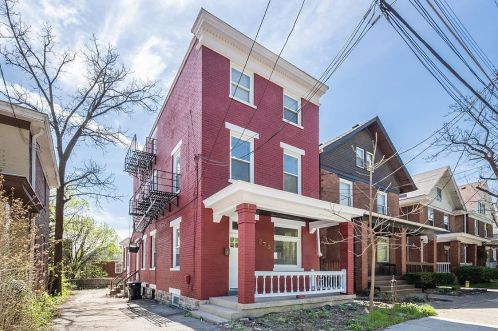 235 Emming St, Cincinnati, OH 45219-1416