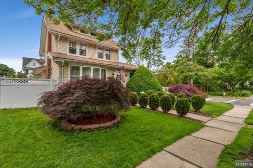 406 Palisade Ave, Bogota, NJ 07603-1121