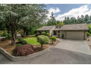 15840 Tong Rd, Happy Valley, OR 97089-8834
