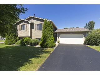 803 Larkspur Ct, Prior Lake, MN 55379-3428