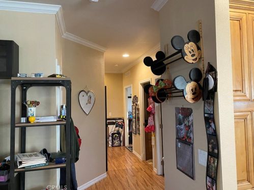 5 Ash Via, Anaheim CA  92801-1022 exterior