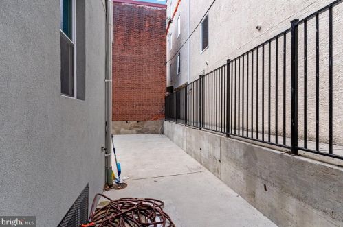 624 42 St, Philadelphia PA 19104-1468 exterior