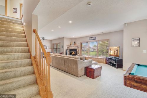 10098 Bridgewater Pkwy, Saint Paul MN  55129-8576 exterior