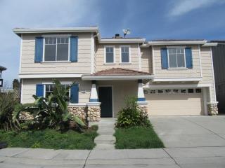 2125 Francesco Cir, Capitola, CA 95010-2077
