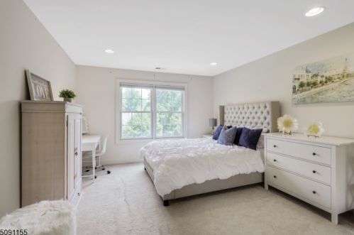 5 Poplar Ct, Dover NJ  07869-2429 exterior