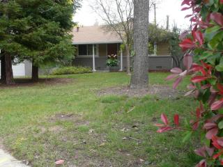 5405 Pixie Ct, Carmichael, CA 95608-3631