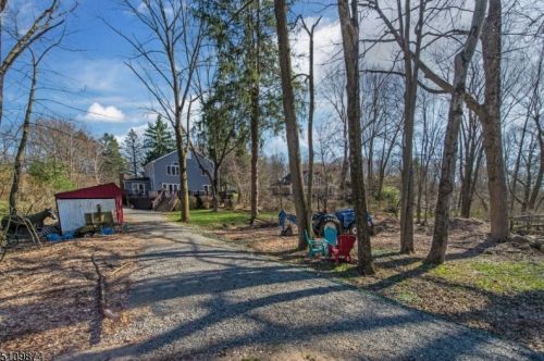 60 Woodland Rd, Dover NJ  07869-4136 exterior