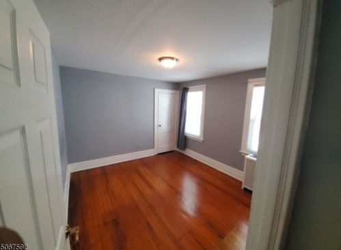 15 Brown St, Maplewood NJ 07040-3013 exterior