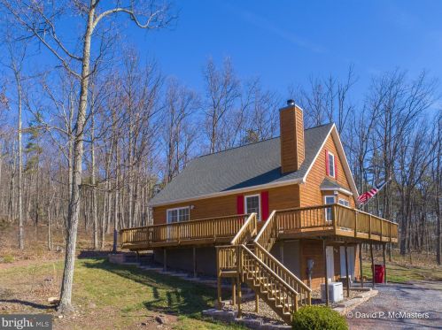 2737 Hampshire Grade Rd, Hedgesville, WV 25427-7458
