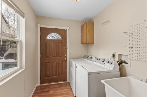 220 Belvidere St, Saint Paul MN  55107-3140 exterior
