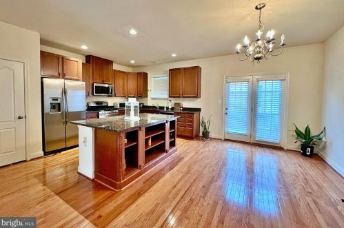 4905 Potomac Highlands Cir, Triangle VA  22172-1786 exterior